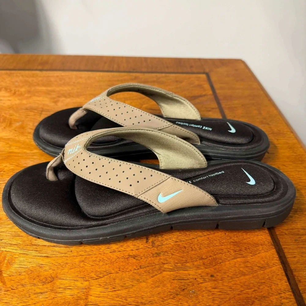 Nike Womens 9 Brown Comfort Footbed Flip Flop Sandals Tan Perforated Straps